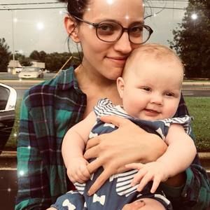 Meet your Posher, Alexis